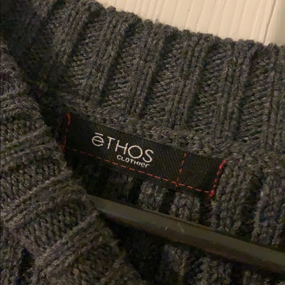 Sweater - Picture 2 of 2